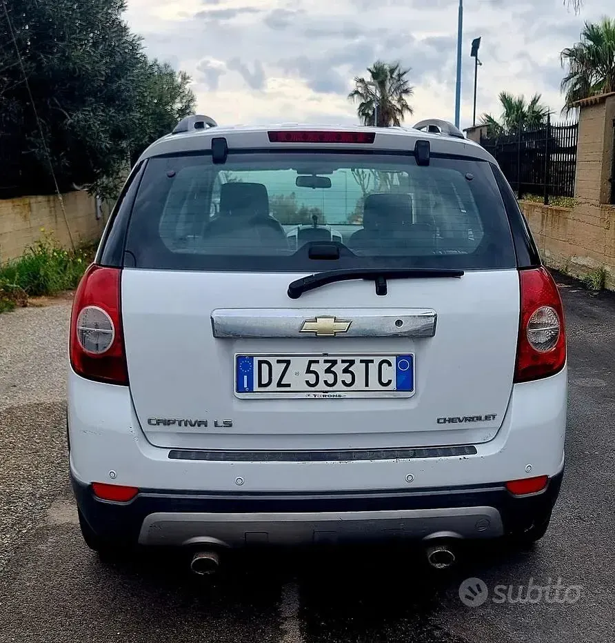 Usata Chevrolet Captiva 136 CV (100 kW) 2009 Bianco SUV