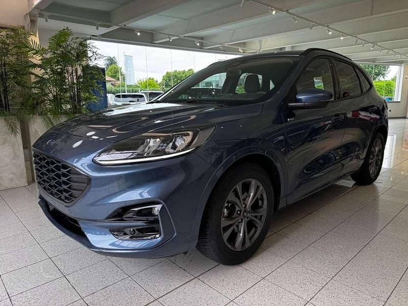 Usata Ford Kuga ST-Line 120 CV (88 kW) 2024 Blu/azzurro(met.) SUV