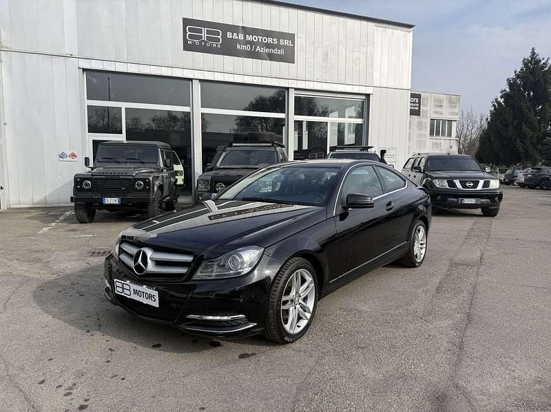 Usata Mercedes C220 Executive 170 CV (125 kW) 2014 Nero Coupé