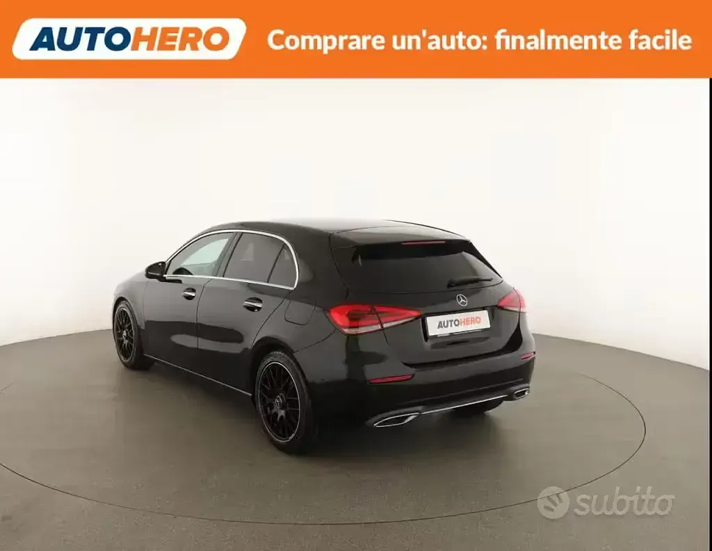 Usata Mercedes A180 116 CV (85 kW) 2019 Nero Berlina