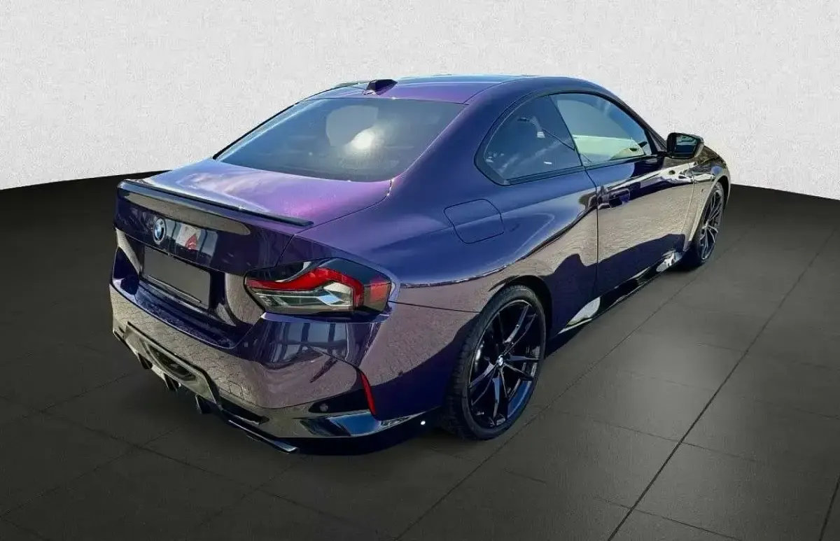 Usata BMW M240 Exclusive 374 CV (275 kW) 2024 Tunder night m / violet / dark Coupé
