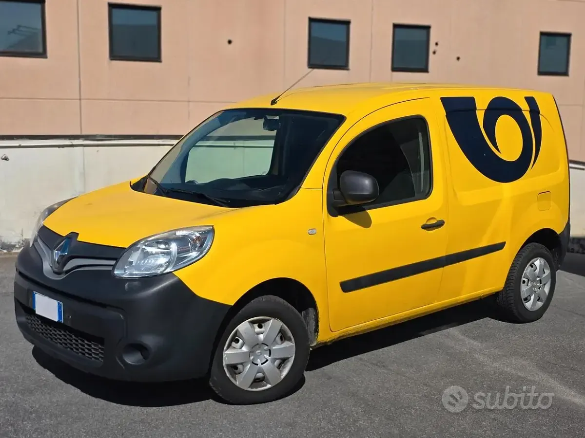 Usata Renault Kangoo 90 CV (66 kW) 2018 Giallo Monovolume