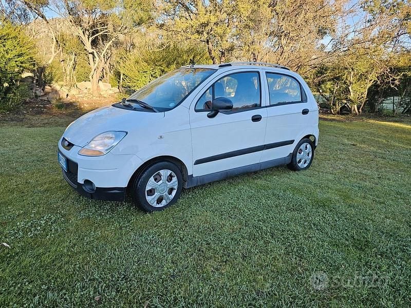 Bianco Usata 2009 Chevrolet Matiz SE Due volumi | 2800 € (Buon prezzo) - Immagine 1/4