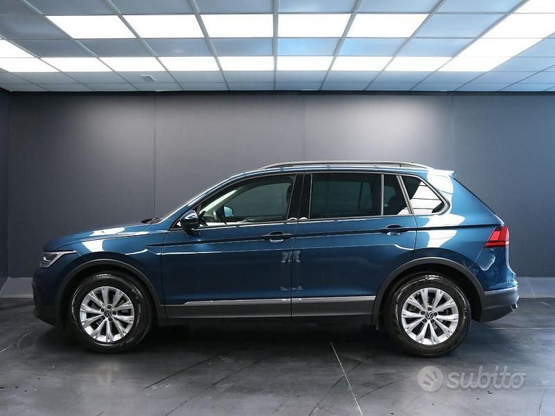Usata VW Tiguan Life 150 CV (110 kW) 2023 Blu SUV