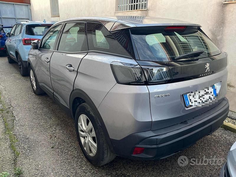 Usata Peugeot 3008 Allure 131 CV (96 kW) 2022 Vari colori SUV