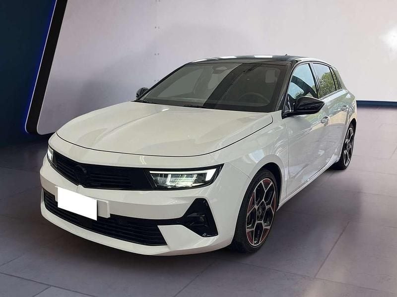 Usata Opel Astra S 179 CV (131 kW) 2023 Argento Utilitaria