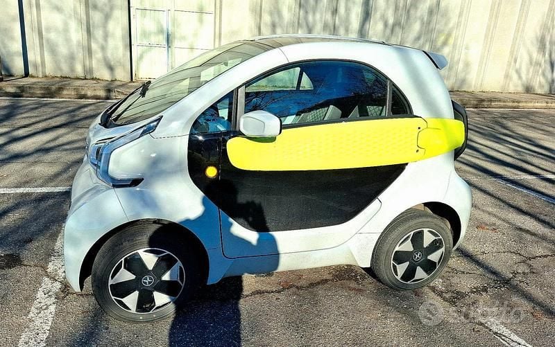 Usata XEV Yoyo 7 kW (10 CV) 2023 Grigio Utilitaria