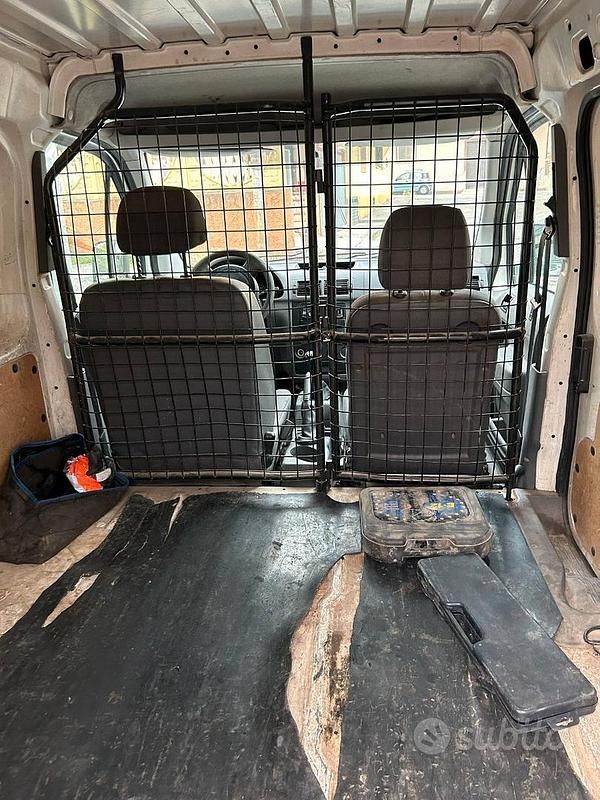 Usata Ford Transit 2005 Berlina