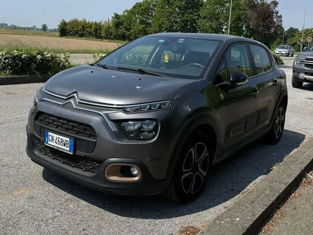Usata Citroën C3 PureTech 83 CV (61 kW) 2023 Grigio Utilitaria