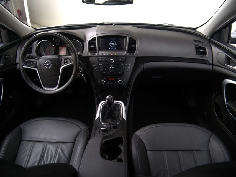 Usato 2009 Opel Insignia 2.0 Diesel 160 CV (9.400 €)