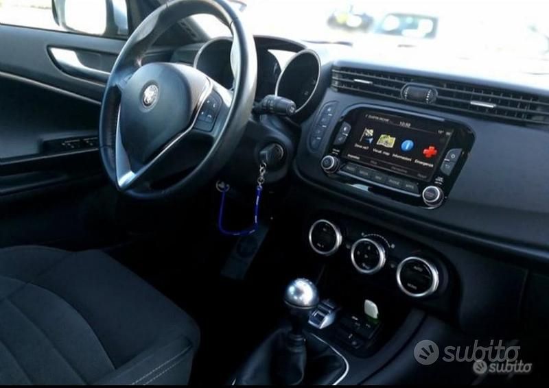 Usata Alfa Romeo Giulietta 120 CV (88 kW) 2016 Utilitaria