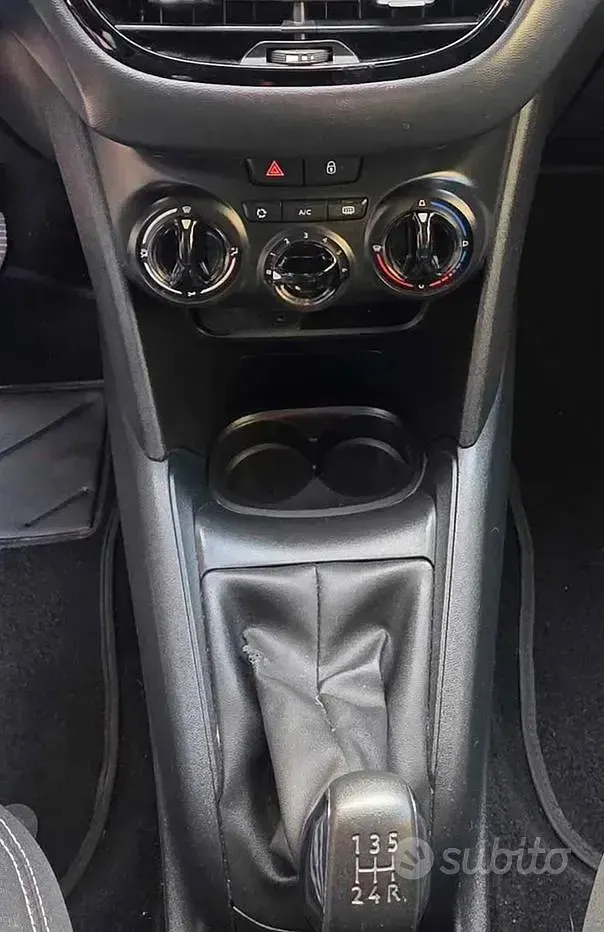 Usata Peugeot 208 83 CV (61 kW) 2019 Bianco Utilitaria