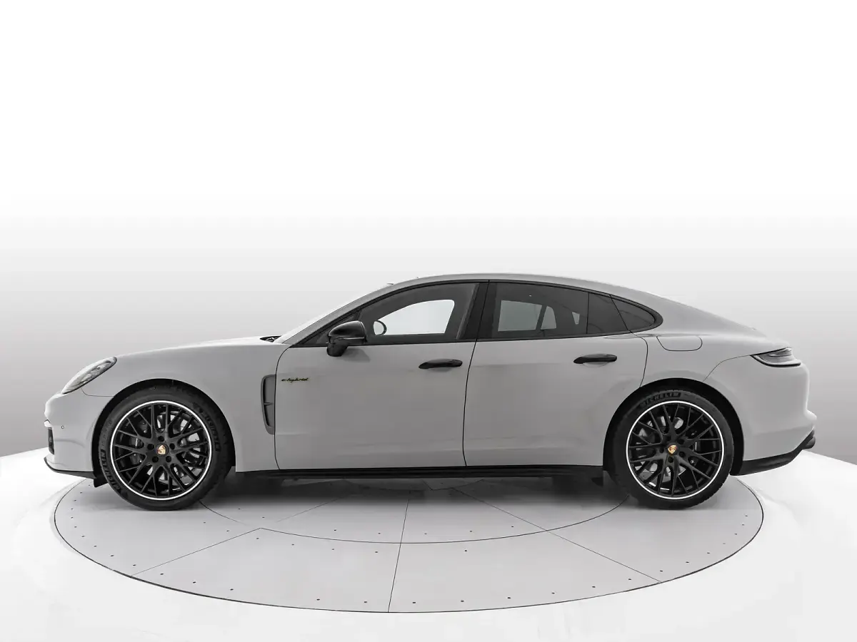 Usata Porsche Panamera 4 E-Hybrid Platinum Edition 2023 Utilitaria
