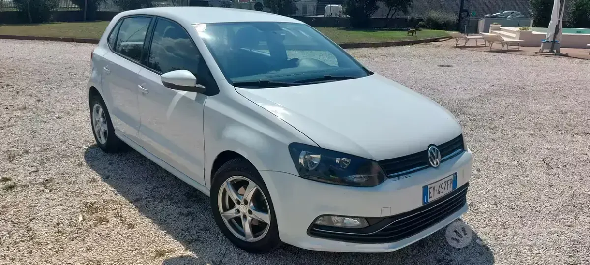 Usata VW Polo 75 CV (55 kW) 2015 Bianco Berlina