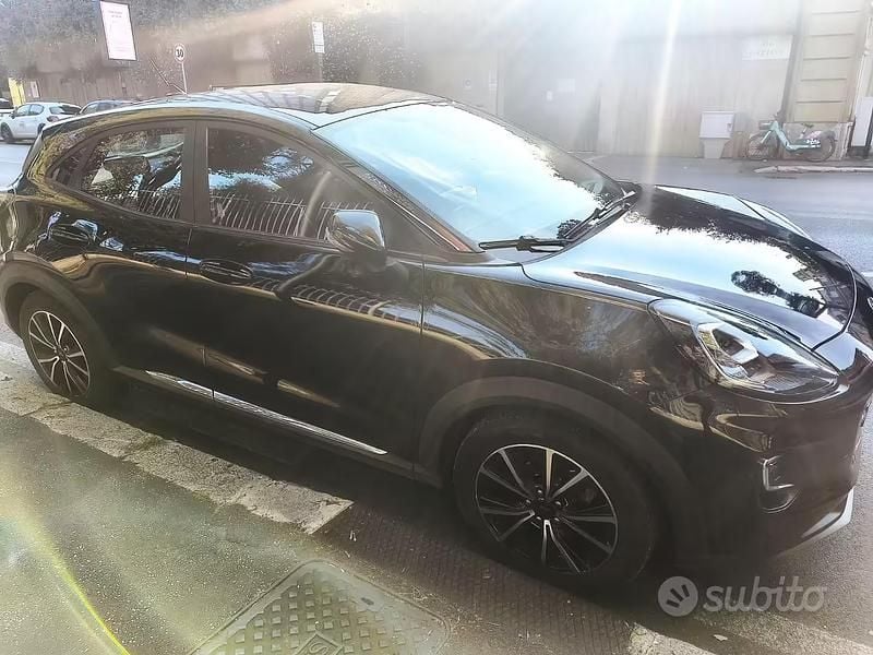 Usata Ford Puma 125 CV (91 kW) 2021 Nero SUV
