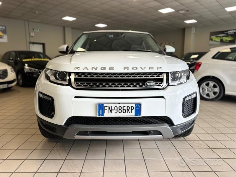 Usata Land Rover Range Rover evoque SE Dynamic 150 CV (110 kW) 2018 Bianco SUV