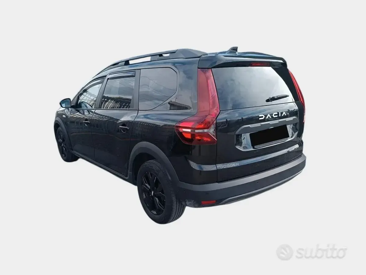 Usata Dacia Jogger Extreme 101 CV (74 kW) 2023 Nero Monovolume