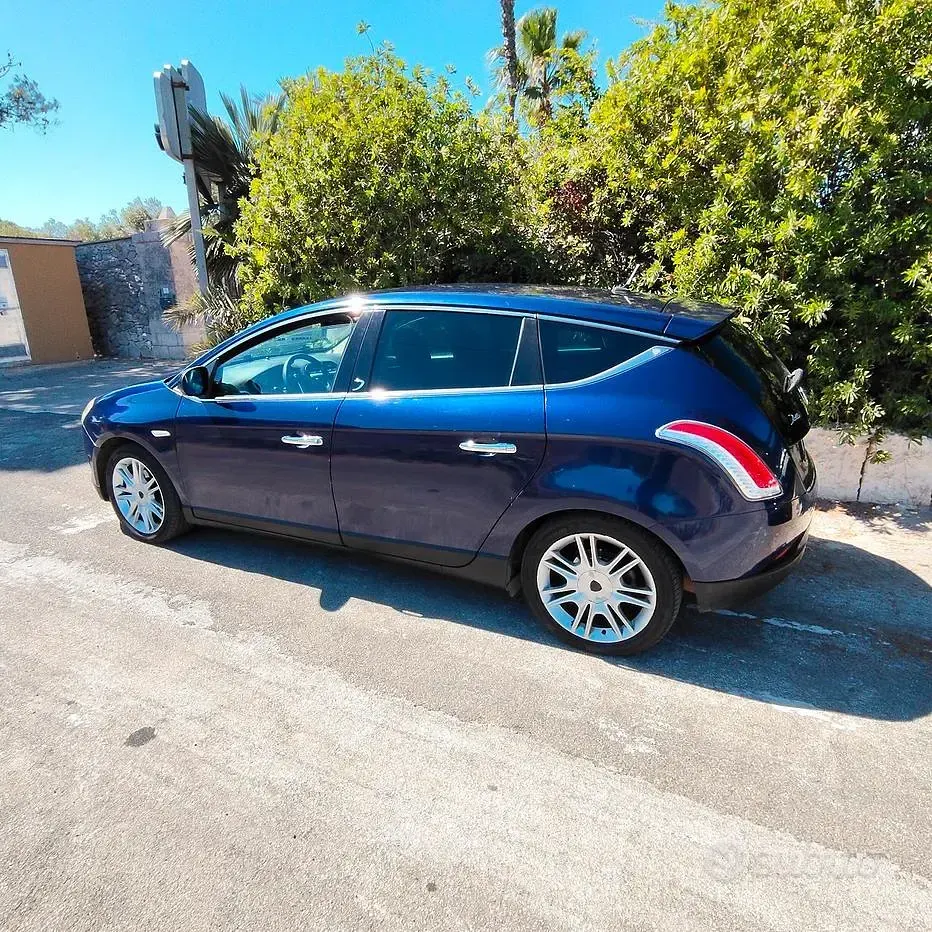 Usata Lancia Delta 150 CV (110 kW) 2008 Utilitaria