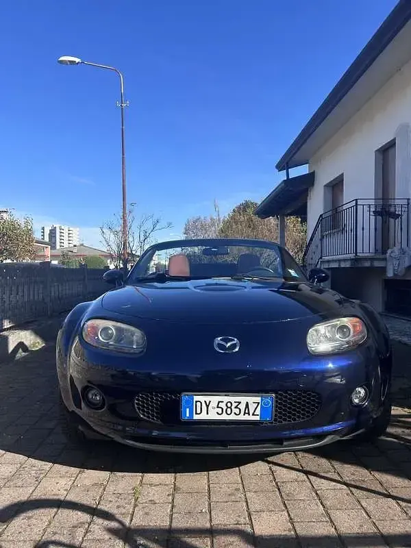 Usata Mazda MX5 High 126 CV (92 kW) 2009 Cabrio