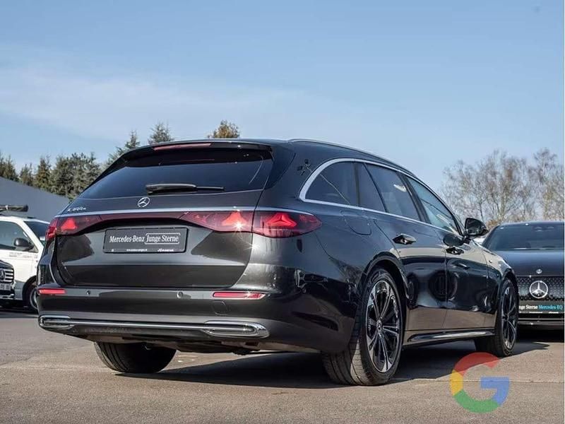 Usata Mercedes E300 AMG line 313 CV (230 kW) 2025 Grigio Station wagon