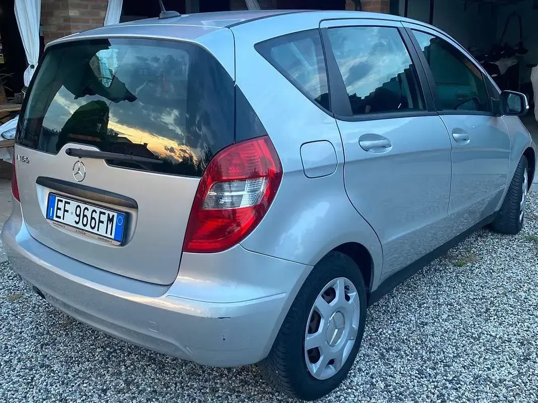 Usata Mercedes A160 Executive 95 CV (69 kW) 2010 Argento Monovolume