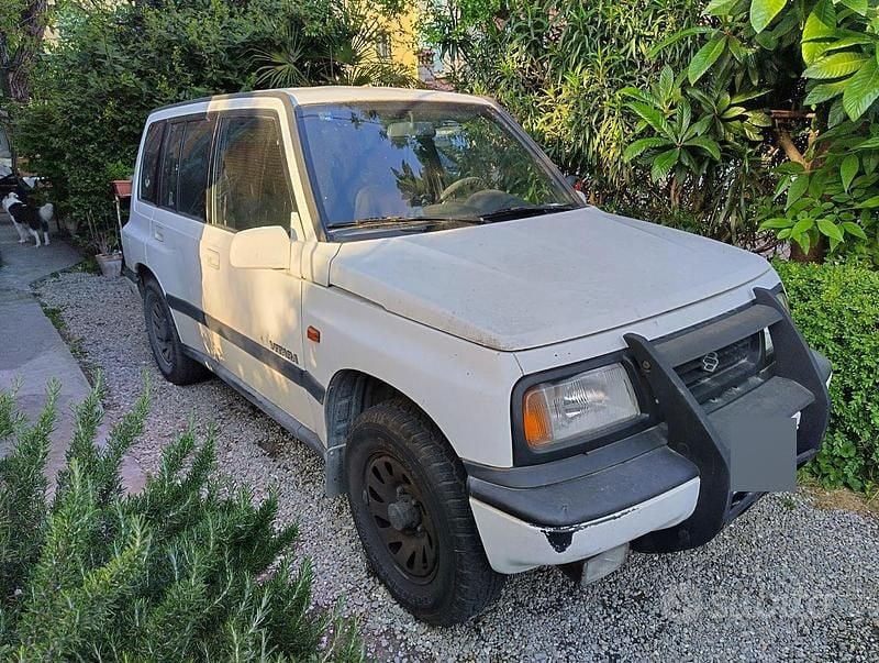 Usata Suzuki Vitara 1996 Bianco Station wagon
