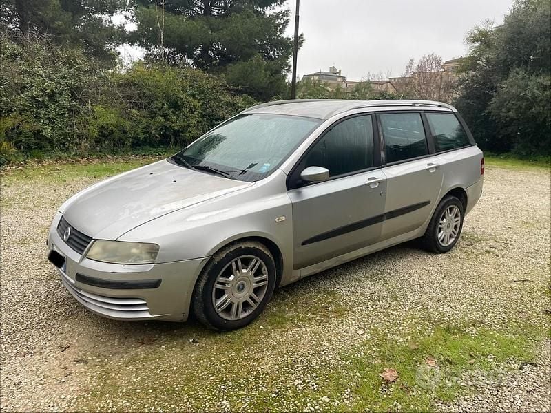 Grigio Usata 2006 Fiat Stilo Dynamic Station wagon | 500 € (Super prezzo) - Immagine 1/4