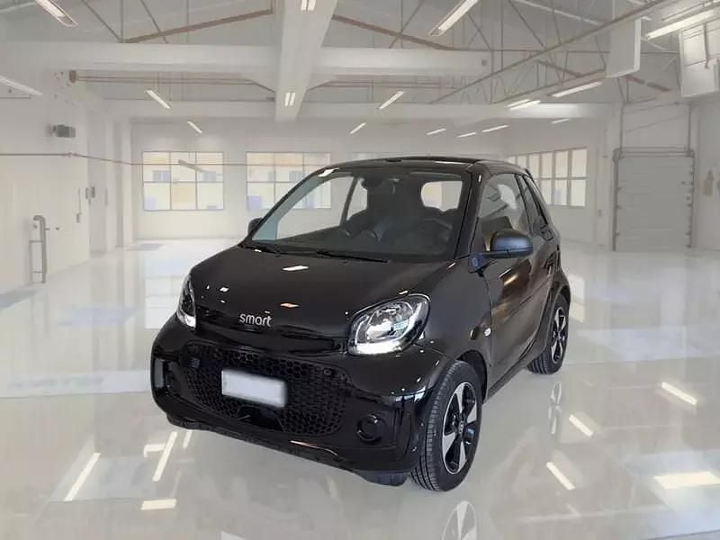 Usata Smart ForTwo Electric Drive Passion 41 kW (56 CV) 2021 Nero Cabrio