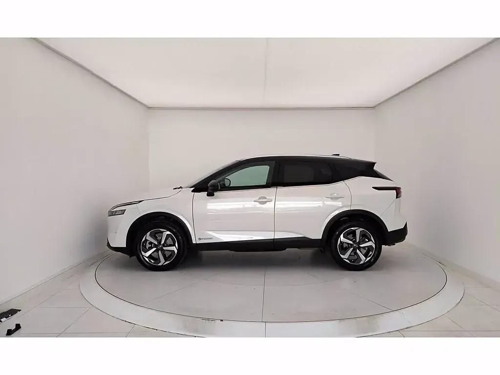 Usata Nissan Qashqai N-Connecta 158 CV (116 kW) 2023 Bianco SUV