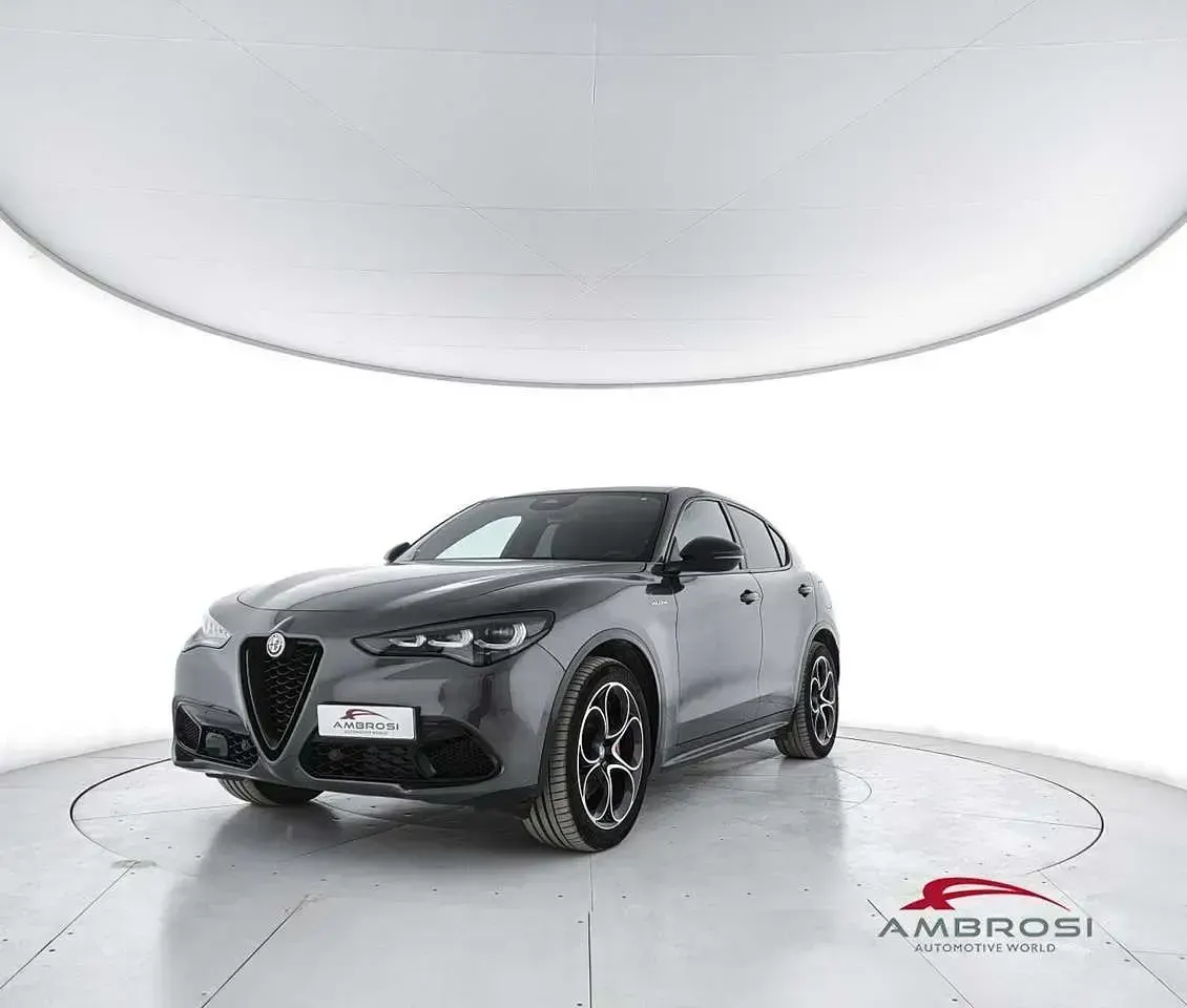 Usata Alfa Romeo Stelvio Veloce 210 CV (154 kW) 2025 SUV