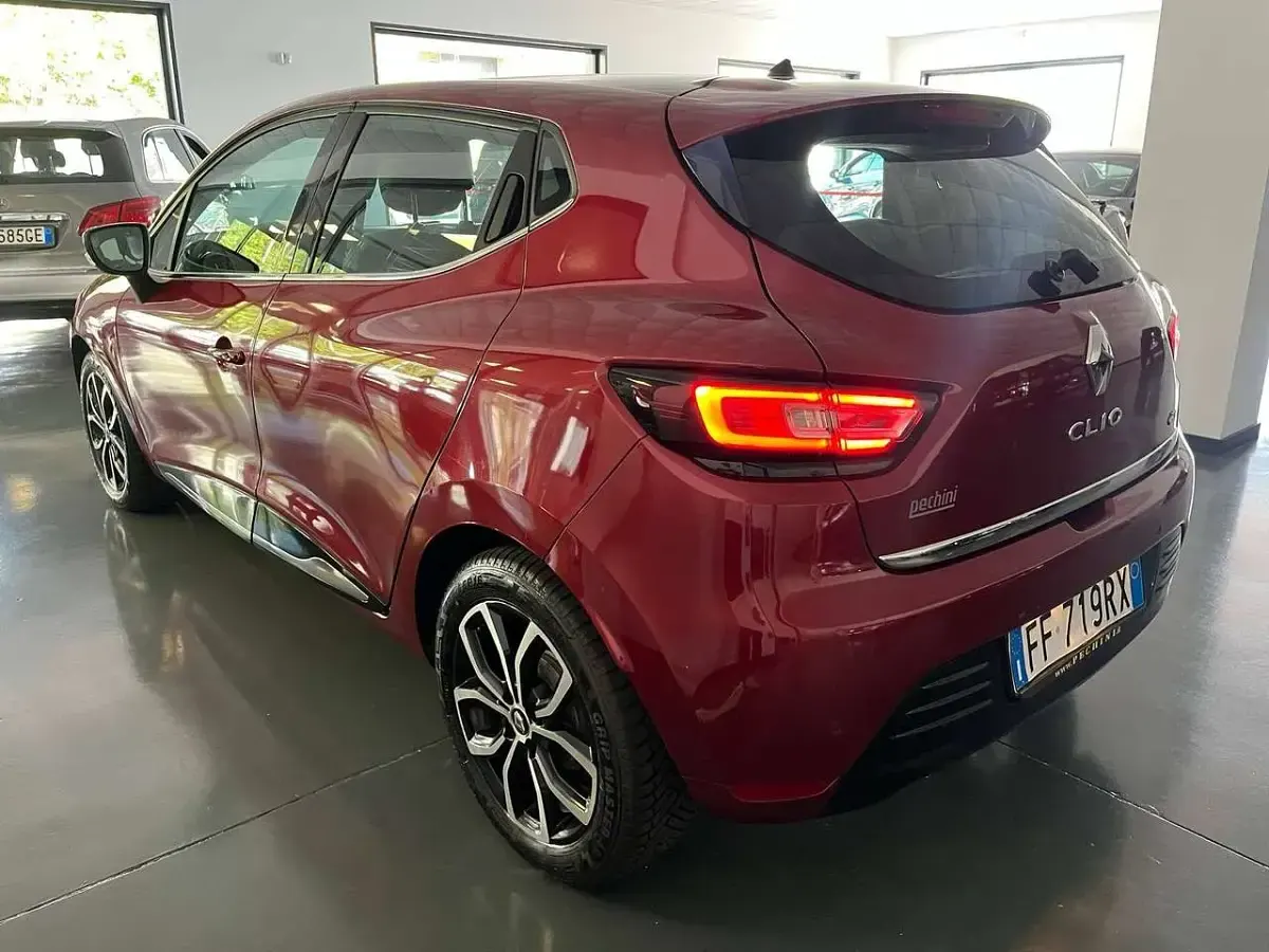 Usata Renault Clio IV 90 CV (66 kW) 2016 Rosso Berlina