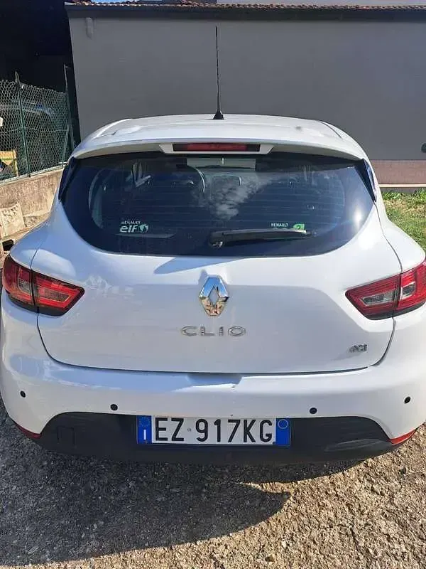 Usata Renault Clio IV 75 CV (55 kW) 2015 Bianco Berlina