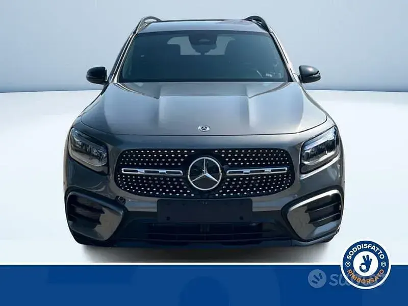 Nuova Mercedes GLB200 AMG 150 CV (110 kW) 2026 Grigio SUV