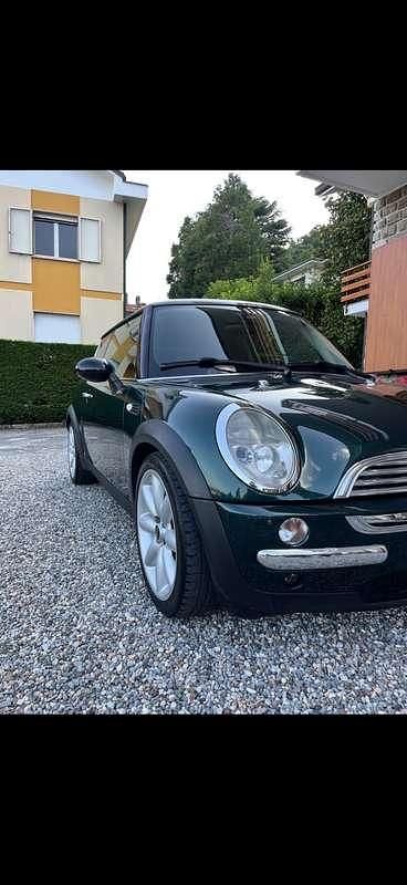 Usata Mini Cooper 116 CV (85 kW) 2004 Verde Utilitaria
