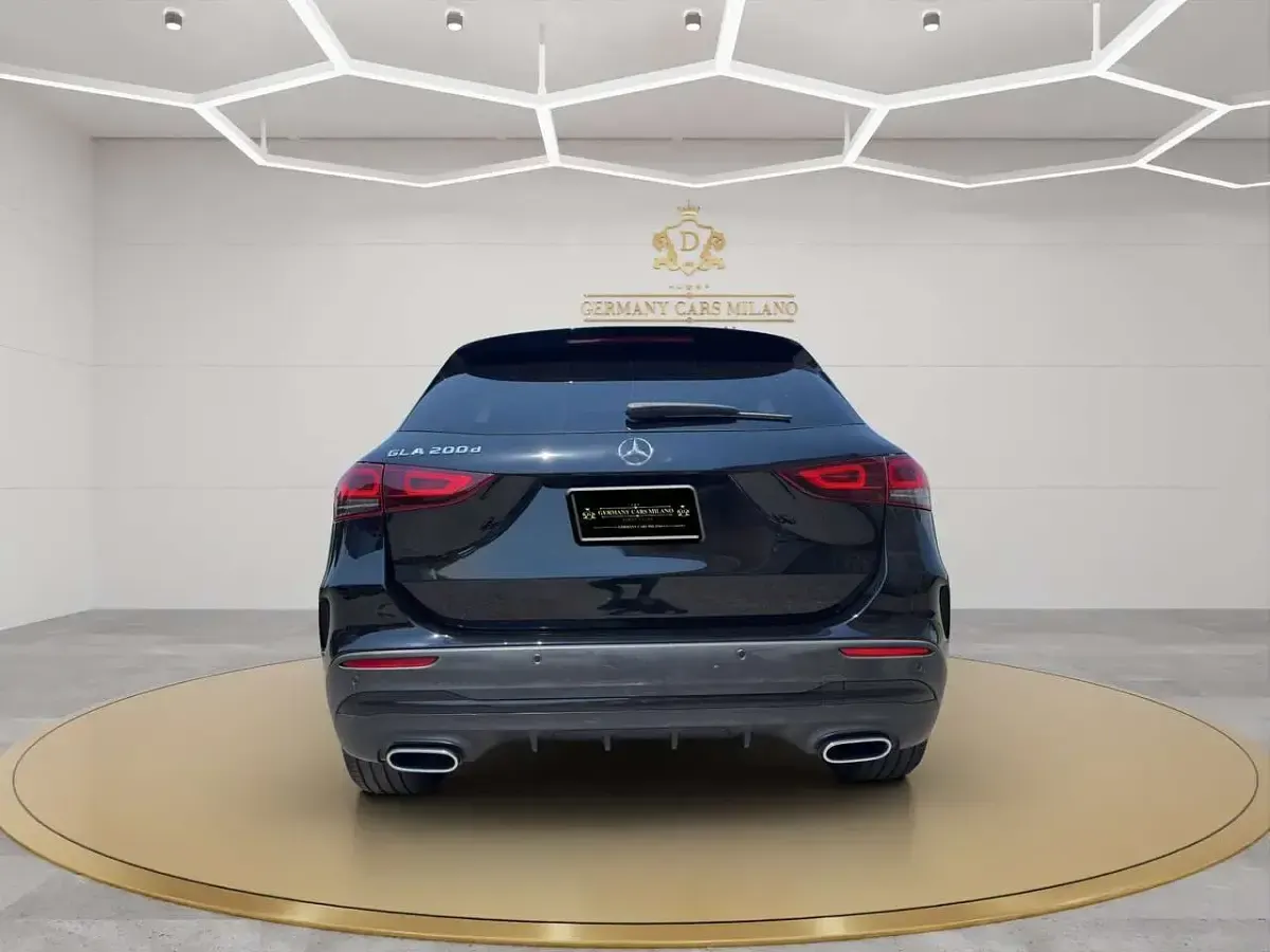 Usata Mercedes GLA200 AMG 150 CV (110 kW) 2022 Nero SUV