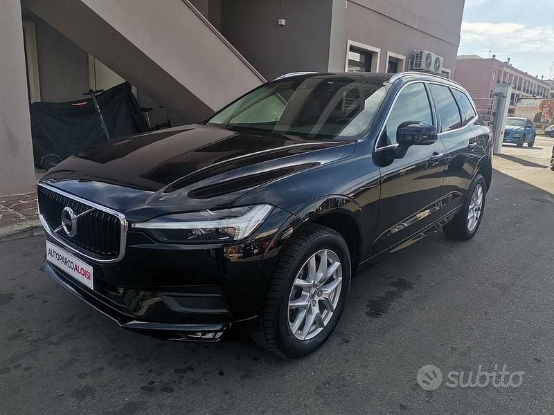 Usata Volvo XC60 Momentum 197 CV (144 kW) 2021 Nero SUV