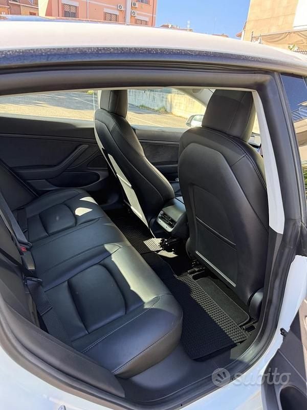 Usata Tesla Model 3 208 kW (283 CV) 2021 Bianco Berlina