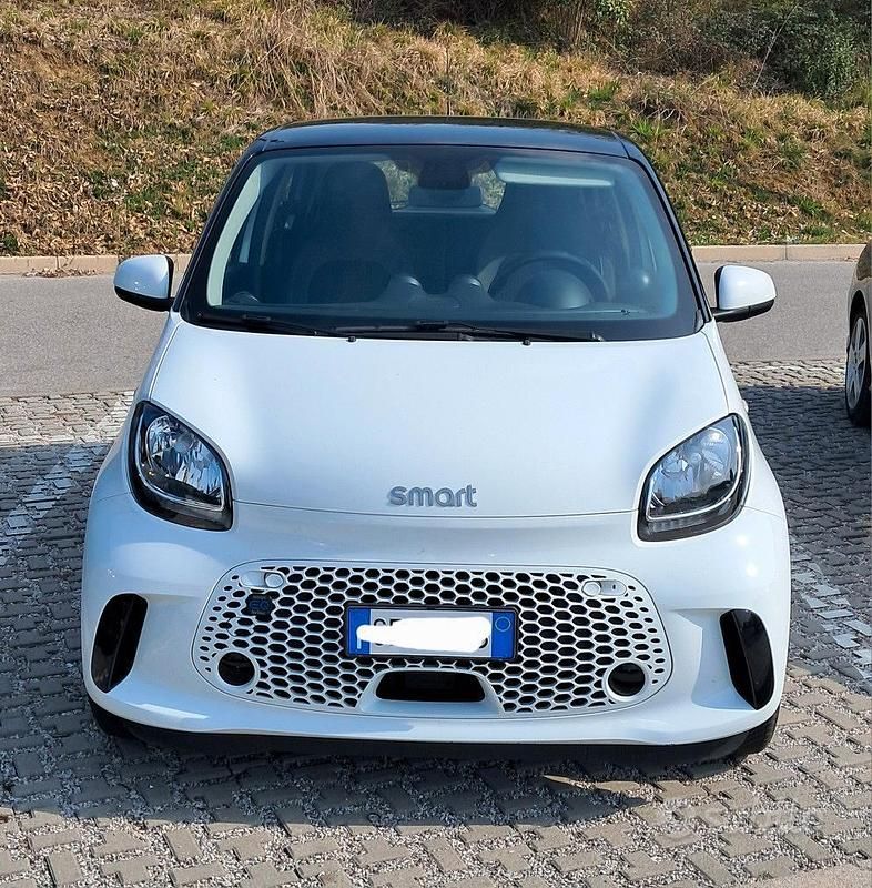 Usata Smart ForFour Electric Drive Passion 2021 Bianco Utilitaria