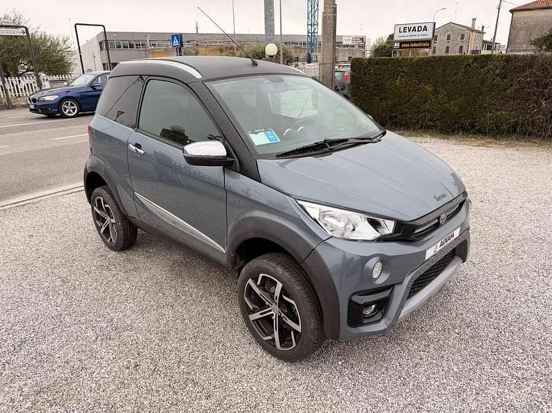 Usata Aixam Crossover Premium Premium 2021 Grigio Utilitaria