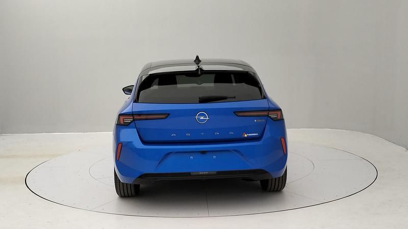 Usata Opel Astra Elegance 150 CV (110 kW) 2023 Blu Berlina