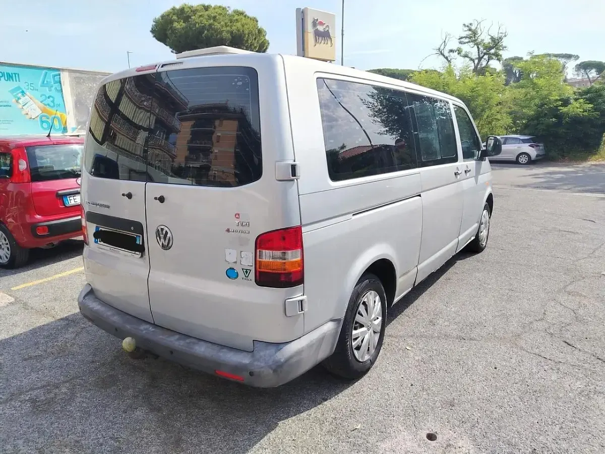 Usata VW Transporter 131 CV (96 kW) 2006 Grigio Furgone