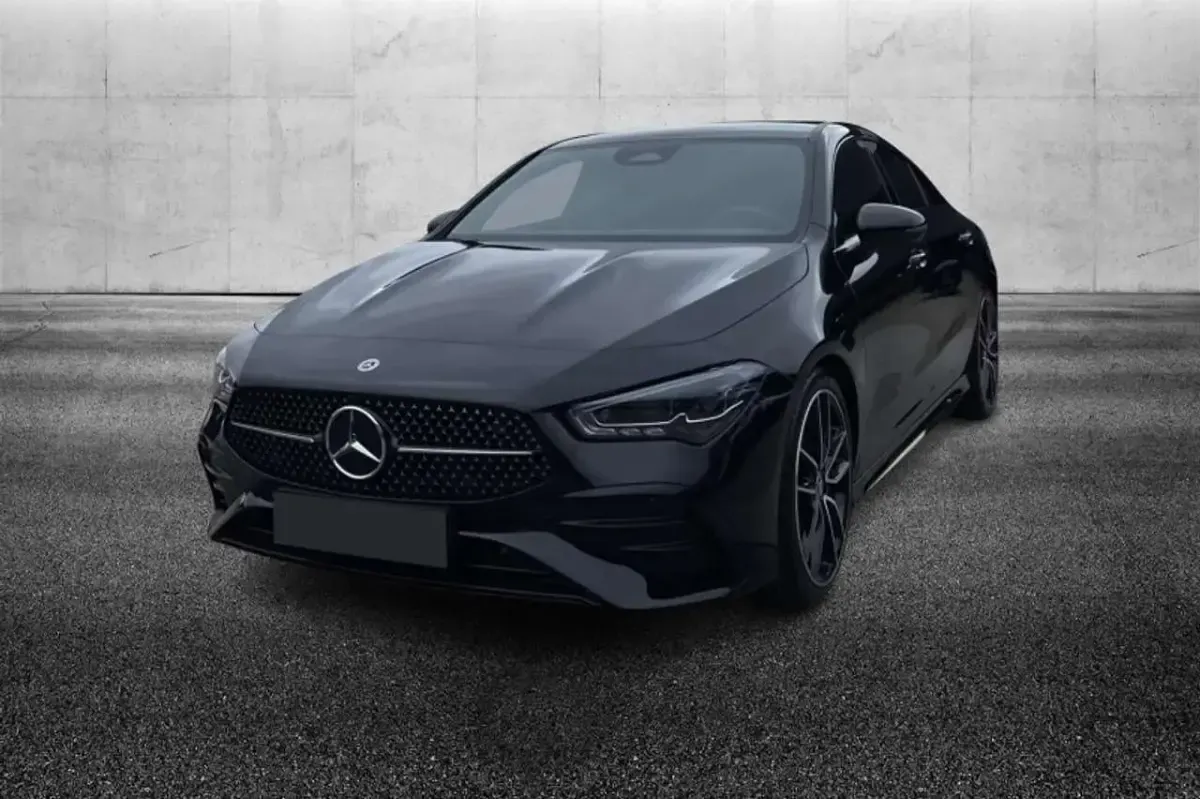 Usata Mercedes CLA200 AMG Line Premium 150 CV (110 kW) 2025 Nero Berlina