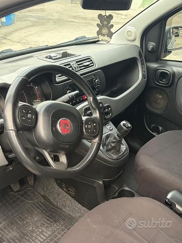 Usata Fiat Panda Lounge 69 CV (50 kW) 2017 Utilitaria