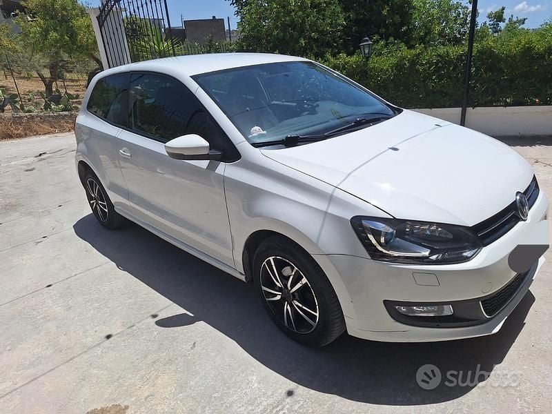 Usata VW Polo 90 CV (66 kW) 2014 Bianco Utilitaria