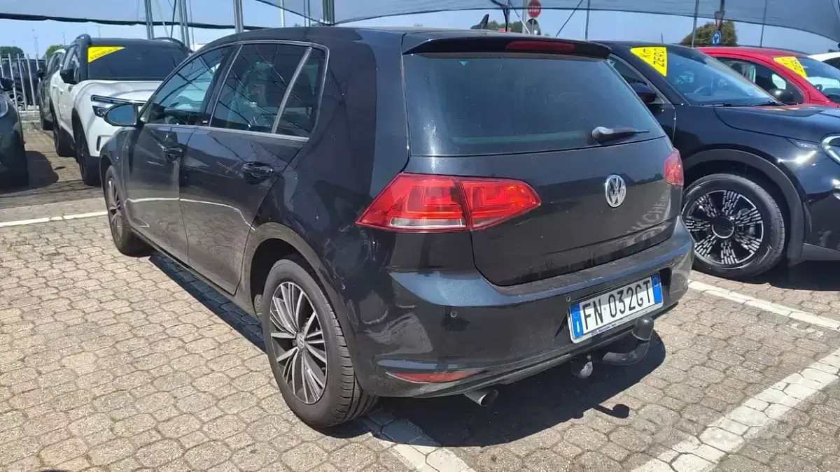 Usata VW Golf VII 110 CV (80 kW) 2017 Berlina