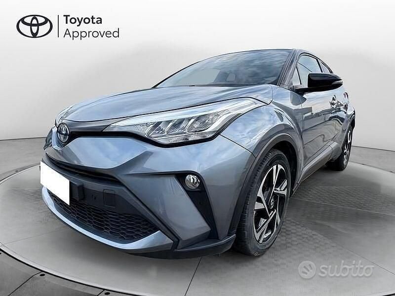 Grigio Usata 2023 Toyota C-HR Trend SUV | 24.390 € (Ottimo prezzo) - Immagine 1/4