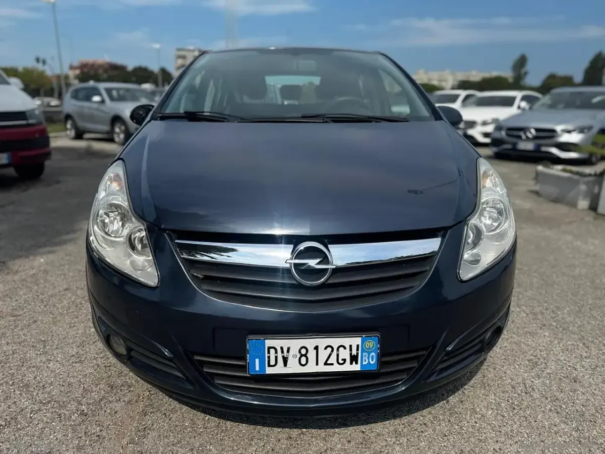 Usata Opel Corsa Club 80 CV (58 kW) 2009 Blu Berlina