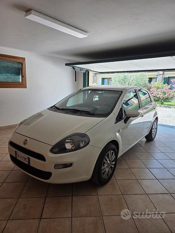 Bianco Usata 2013 Fiat Punto Due volumi | 3900 € (Buon prezzo) - Immagine 1/1