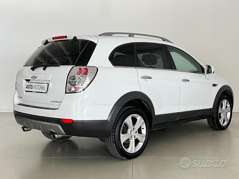 Usata Chevrolet Captiva LTZ 184 CV (135 kW) 2012 Bianco SUV