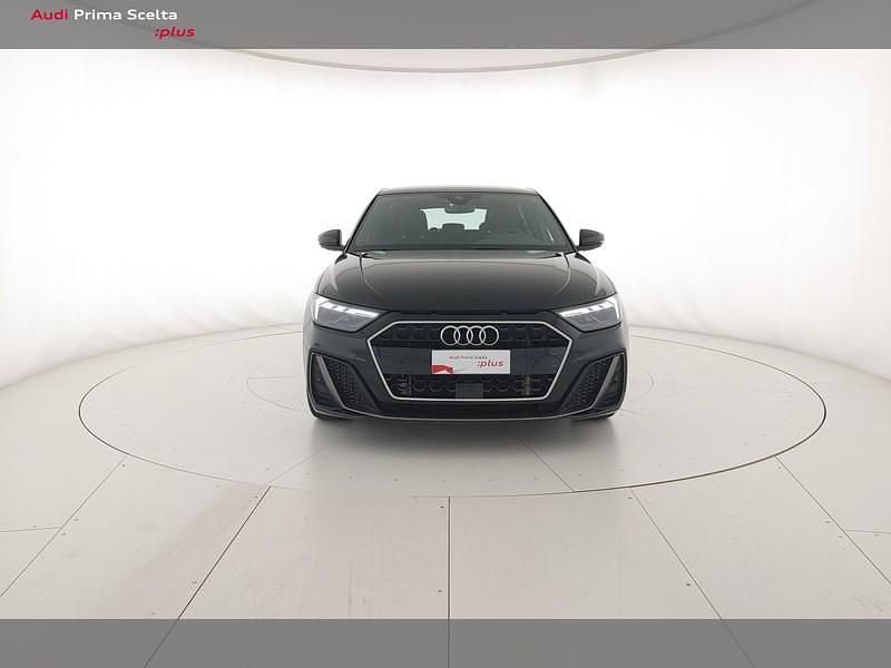 Usata Audi A1 Sportback S-Line 110 CV (80 kW) 2023 0e nero mito metallizzato Utilitaria